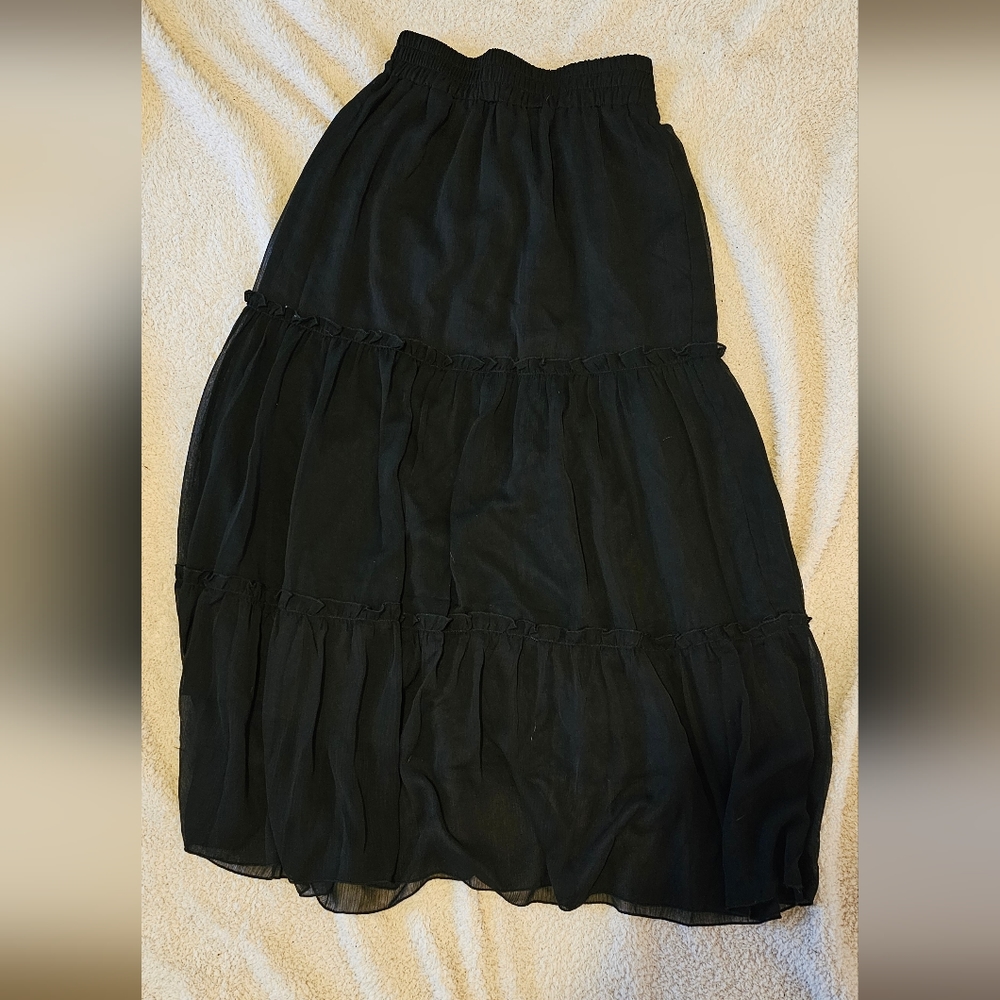 Black small maxi skirt from shein